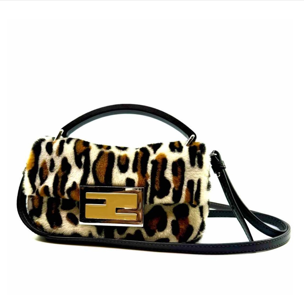 Fendi baguette